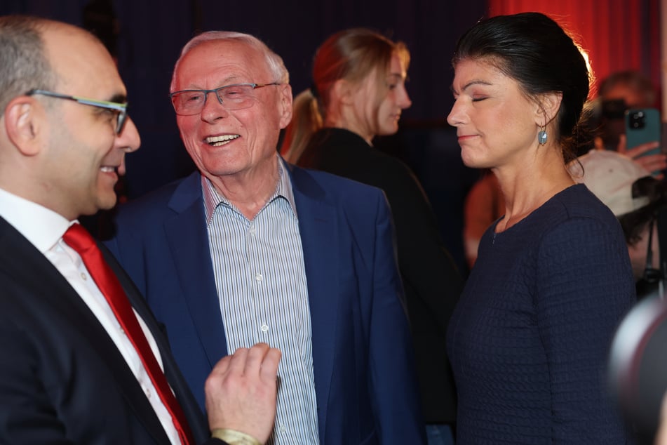 Sahra Wagenknecht (55) und ihr BSW bangen noch um den Einzug ins Parlament.