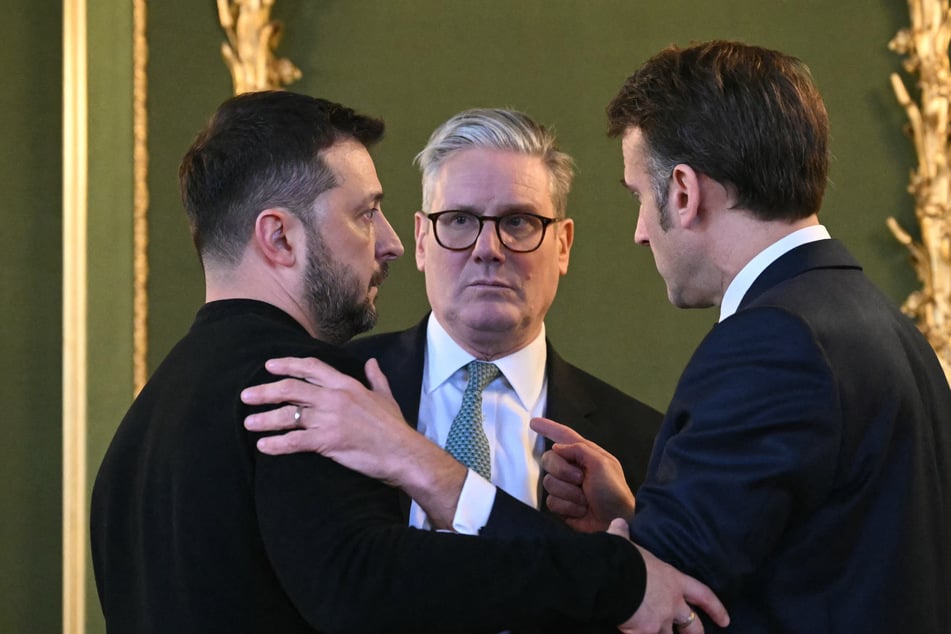 France's President Emmanuel Macron (r.) and British Prime Minister Keir Starmer (c.) both expressed fervent support for Ukraine's Volodymyr Zelensky.