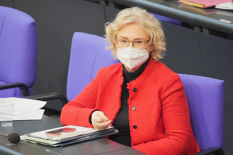 hristine Lambrecht (55, SPD), Bundesministerin der Justiz und für Verbraucherschutz.
