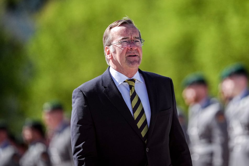 Boris Pistorius (66, SPD) will die Bundeswehr für die Herausforderungen der Zukunft vorbereiten.