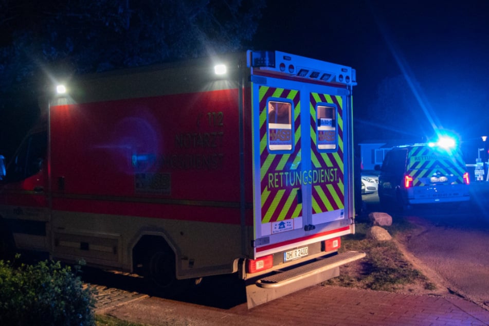 Bei einem Kabelbrand auf einem Campingplatz in Ostermade ist ein Mann in der Nacht zu Sonntag verletzt worden.