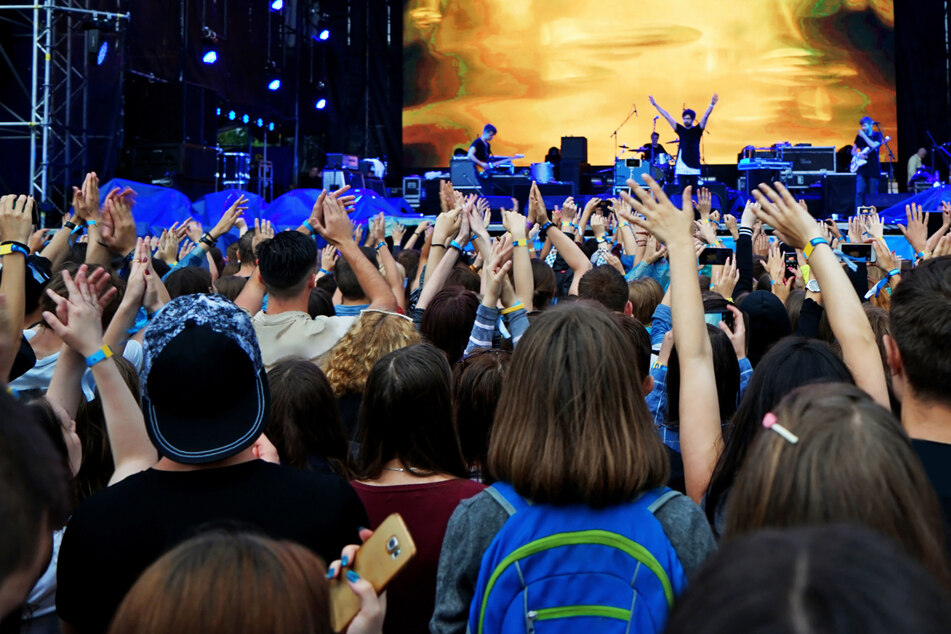 Lokale, regionale und überregionale Musiker und Bands präsentieren sich auf dem Umsonst-&amp;-Draußen-Festival. (Symbolbild)