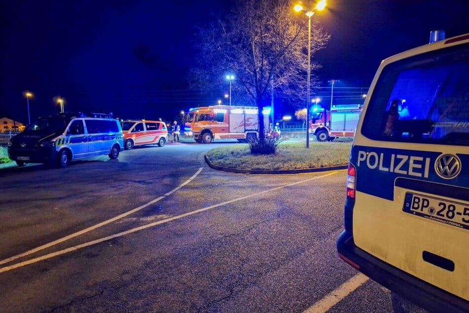 Tragisches Unglück nahe Bahnunterführung: Frau von Zug erfasst und getötet