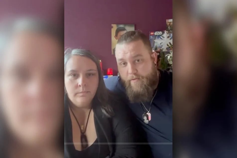 Mutter Désirée G. (l.) und ihr Lebensgefährte Patrick S. haben den 9-jährigen André beim Anschlag auf den Weihnachtsmarkt verloren.