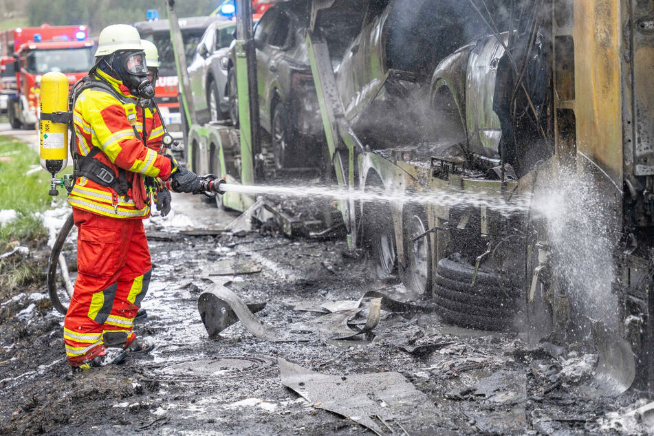 Die Feuerwehr musste mit einem Großaufgebot anrücken.