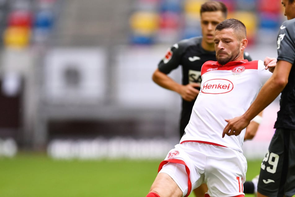 Tragischer Auto-Unfall: Ex-Bundesliga-Star muss mitansehen, wie sein Cousin stirbt