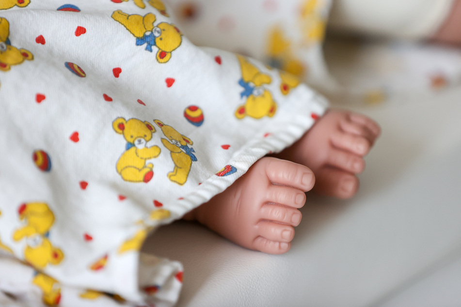 Schon im Februar und März waren in NRW mehr Säuglinge zur Welt gekommen als zuvor.