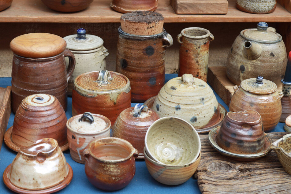 Das Wasserschloss Klaffenbach lädt zu einem Töpfermarkt ein.