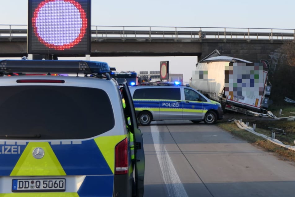 40-Tonner kollidiert mit Brückenpfeiler: Lkw-Fahrer stirbt bei Unfall auf der A14