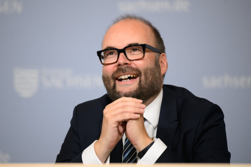 Christian Piwarz (49, CDU) studierte selbst Rechtswissenschaften an der TU Dresden.