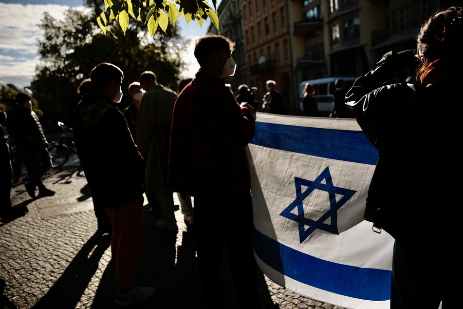 Der Angriff ereignete sich im September 2021 während einer Mahnwache gegen Antisemitismus in Hamburg. (Symbolfoto)