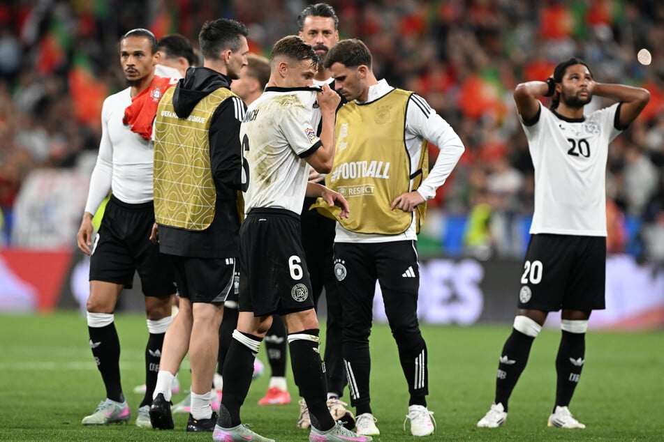 Hängende Köpfe bei der deutschen Nationalmannschaft nach dem Aus gegen Portugal.