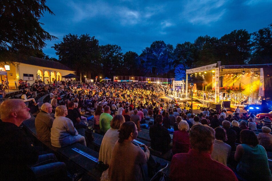 Das Konzert sollte in der Zwickauer Freilichtbühne stattfinden.