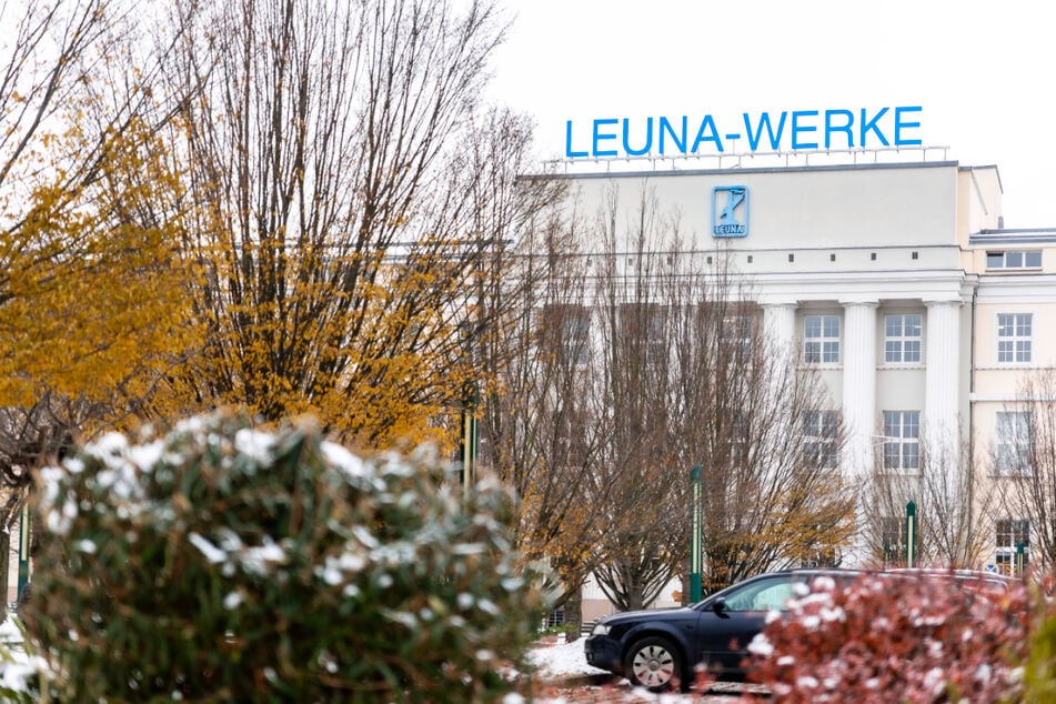 Er hat einen wichtigen Job bei der Stadt Leuna und braucht Deine Hilfe