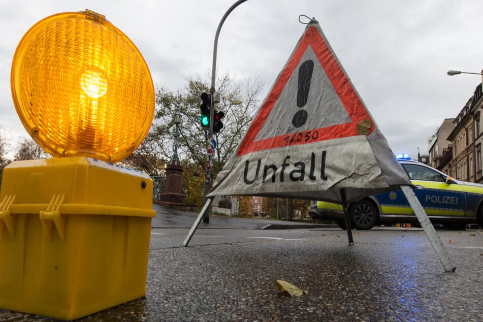 Für den Zeitraum der Unfallaufnahme durch die Polizei musste die Winklerstraße vorübergehend teilweise gesperrt werden. (Symbolfoto)