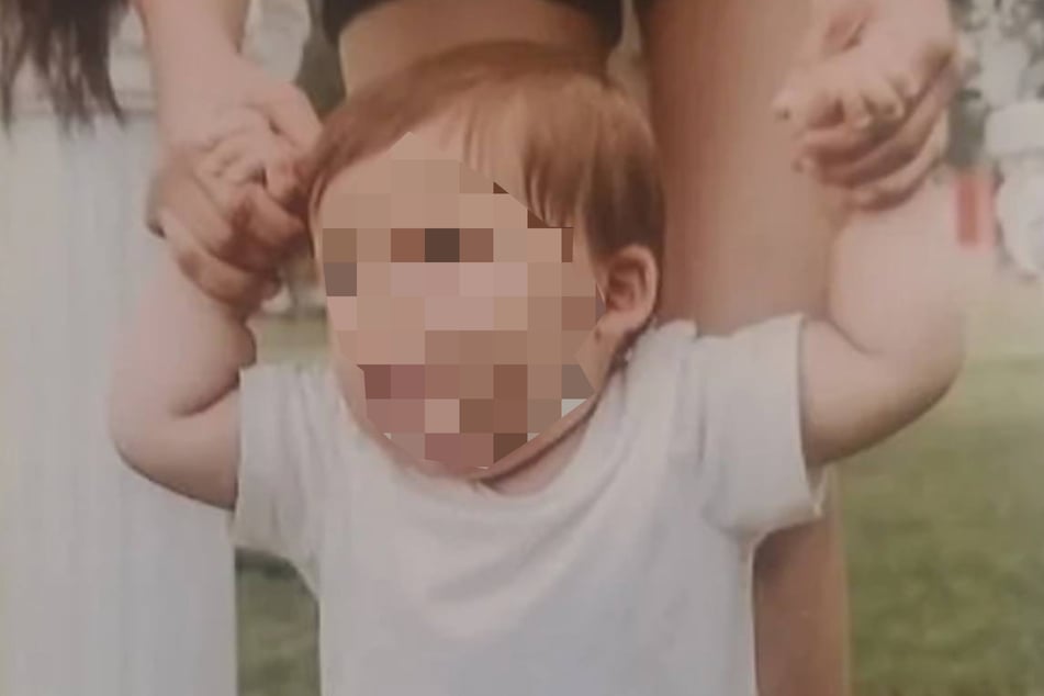 Amilio überlebte die Tortur nicht. Der kleine Junge starb an einem Hitzschlag.