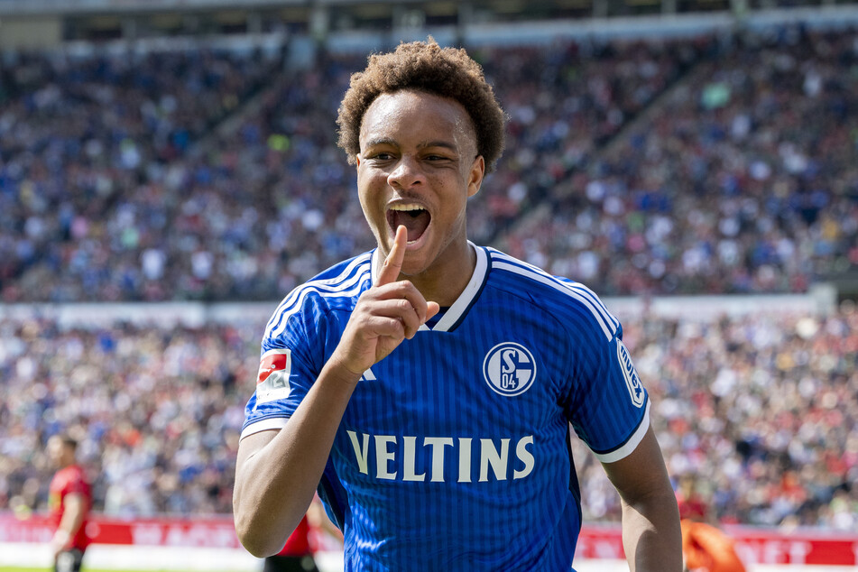 Anfang April erzielte Assan Ouedraogo (17) das 1:0 für Schalke gegen Hannover 96.