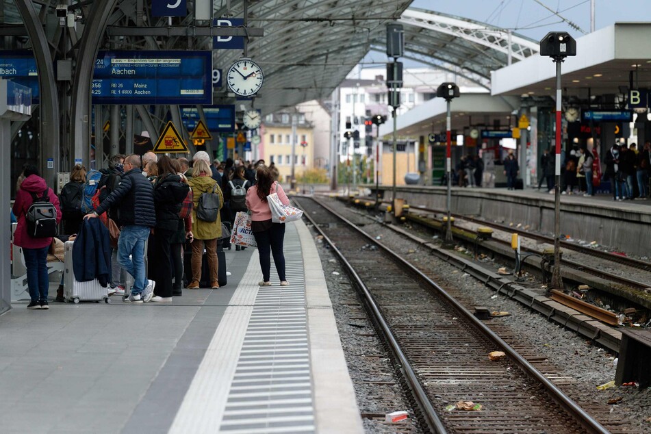 Nach Sturm-Chaos: Bahnverkehr in NRW normalisiert sich wieder
