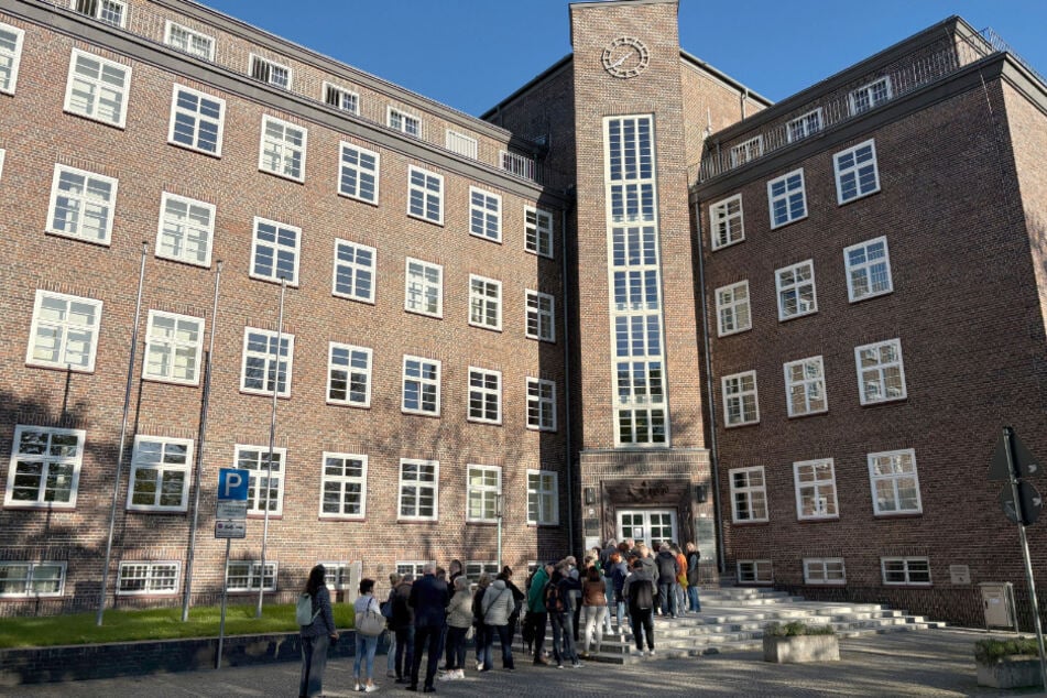 Das Landgericht hatte mit vielen Mord- und Totschlagsprozessen zu tun, wobei die Zahl der Verfahren zurückging.