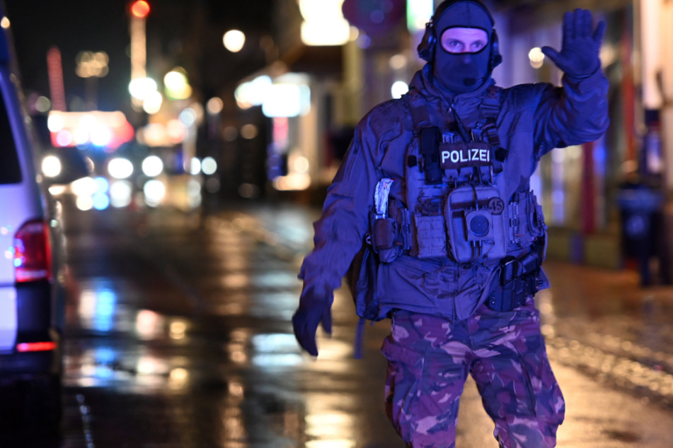 In Pforzheim kam es in der Nacht zum Samstag zu einem SEK-Einsatz. (Symbolbild)