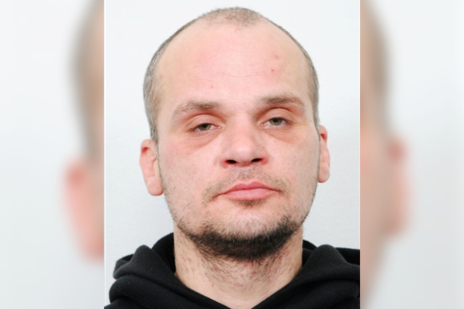 Seit Sonntagmorgen wird der 41-jährige Matthias T. aus Rostock vermisst. Die Polizei bittet bei der Suche um die Mithilfe der Bevölkerung.