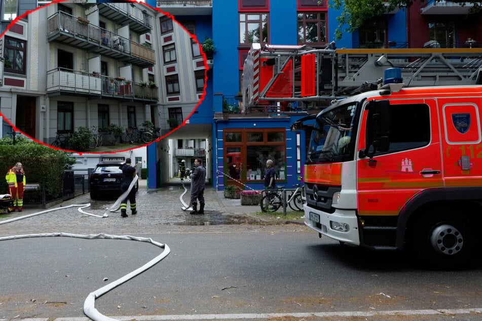Hamburg: Brand in Mehrfamilienhaus: Feuerwehr rettet Person mit Streckleitern von Balkon