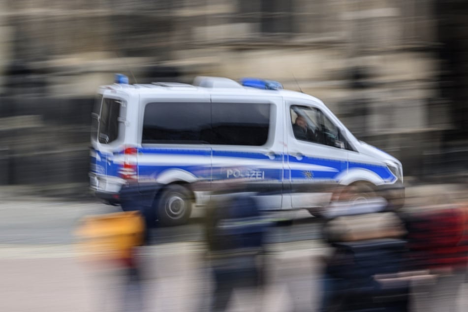 Die Polizei sucht nach dem Tierquäler und hofft auf Hinweise aus der Bevölkerung. (Symbolfoto)