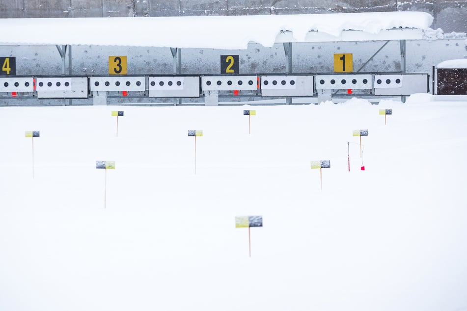 Wenn Biathleten am Schießstand auf die falschen Scheiben zielen, nennt man das "Crossfire".