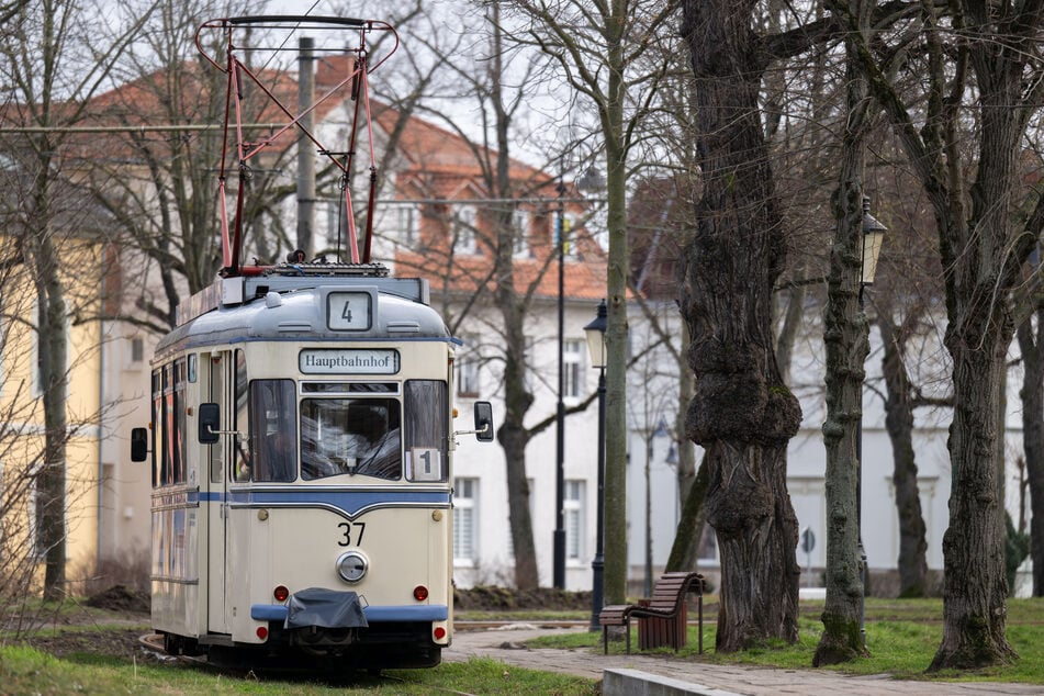 In Naumburg verkehren ausschließlich historische Straßenbahnen. (Archivfoto)