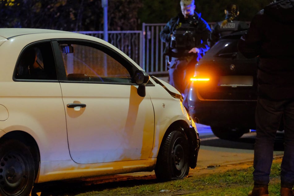 Zwei Autos krachten in Holzhausen ineinander.