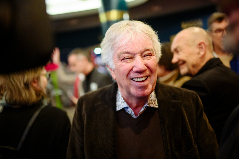 Rolf Zuckowksi (78) sprach bei der im Sinne der Kinder initiierten Veranstaltung ein Grußwort.