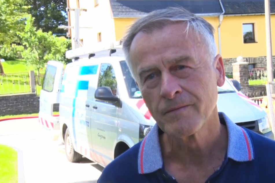 Nachbar Hans-Jürgen Reichel half als Erster am Brandort.