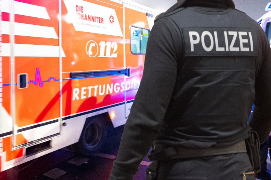 Der Rettungsdienst konnte einem 41 Jahre alten Autofahrer nicht mehr helfen (Symbolbild).