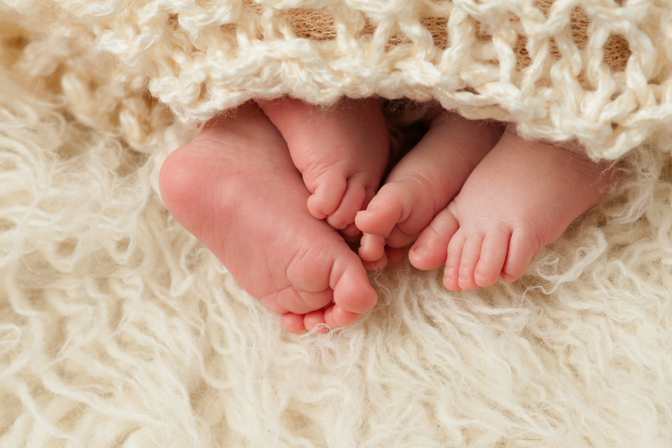 The two girls were born only 90 minutes apart (stock image).