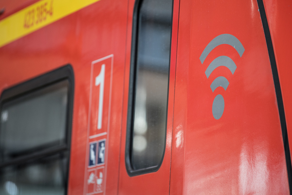 In vielen Regionalbahnen in Deutschland gibt es bereits kostenloses WLAN für die Fahrgäste (Symbolbild).