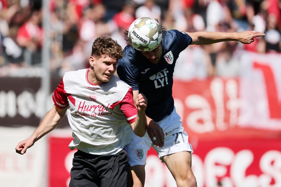 Der 24-Jährige im Duell mit Philipp Zeiger (34) vom SV Babelsberg 03.