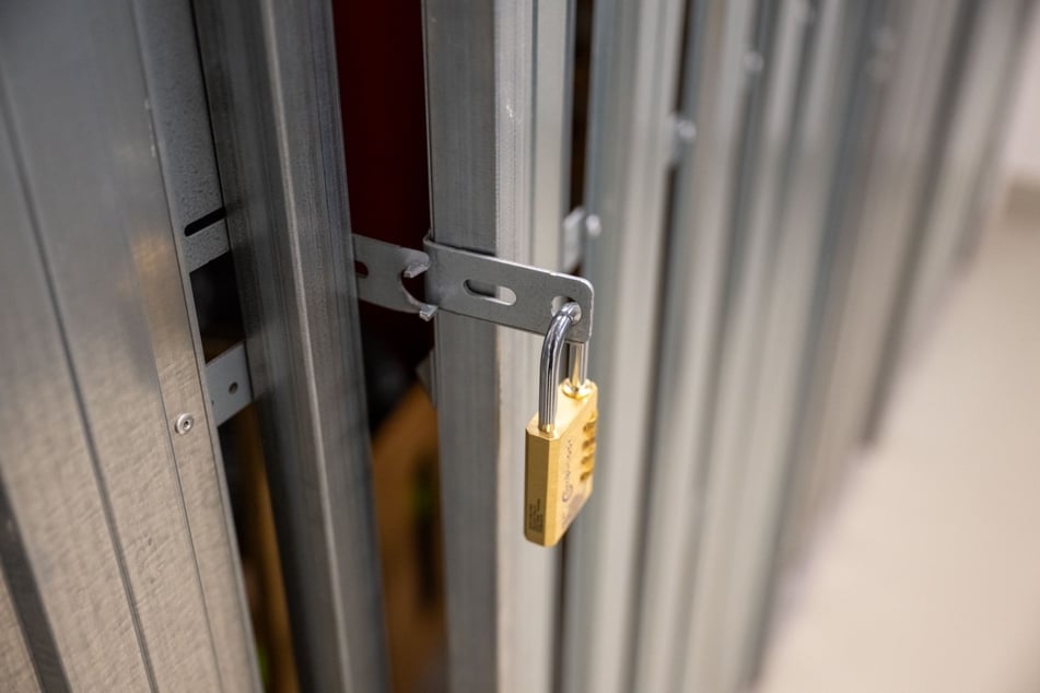 Auch die Schlösser waren vor ihnen nicht sicher.