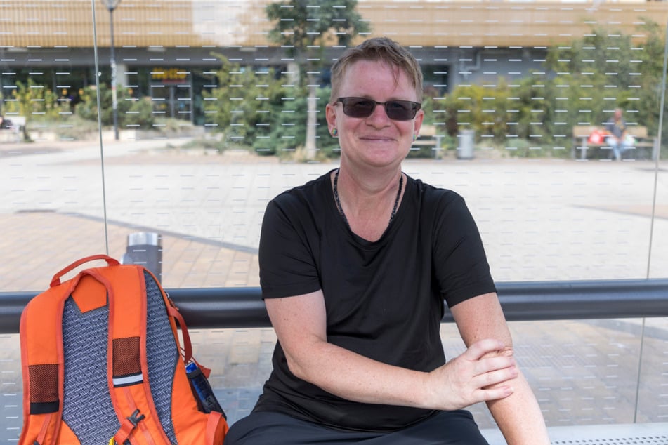 Auch Anwohnerin Carola Wolf (46) ist skeptisch.
