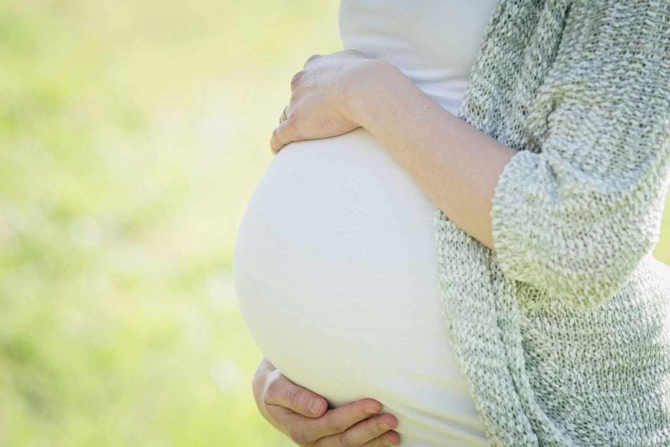There is no link between pregnant women taking Tylenol and autism, says major new review