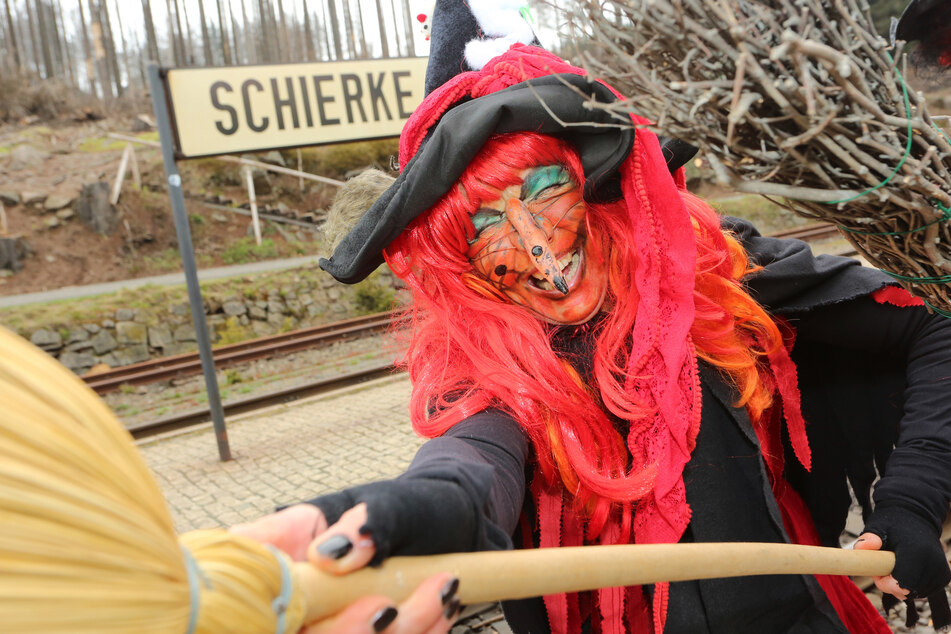 Nach zwei Jahren Corona-Pause finden am kommenden Wochenende im Harz wieder Walpurgisnacht-Feierlichkeiten statt. (Archivbild)