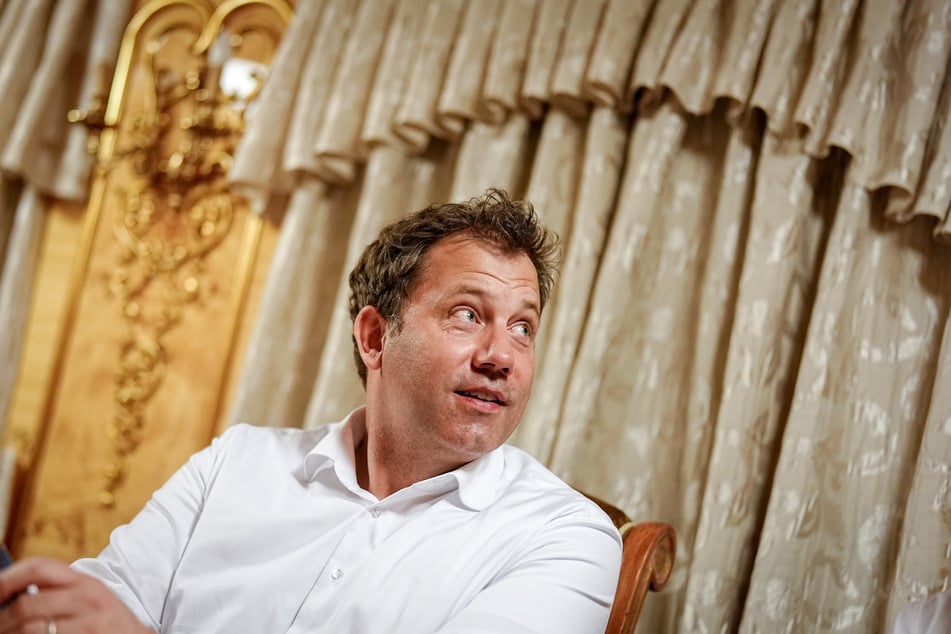 Klingbeil (47) trifft in der ukrainischen Hauptstadt verschiedene Regierungsmitglieder bei seinem Antritts- und Solidaritätsbesuch als Vizekanzler und Finanzminister.