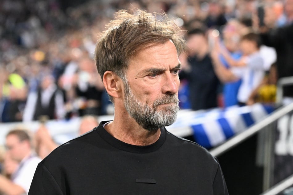 Bundestrainer Jürgen Klopp zeigte sich nach der 0:1 Niederlage gegen Griechenland gefasst und zuversichtlich für die kommenden Spiele. "Verlieren darfst es nicht", mahnte der 59-Jährige jedoch nach dem Spiel in einem Interview mit der ARD.