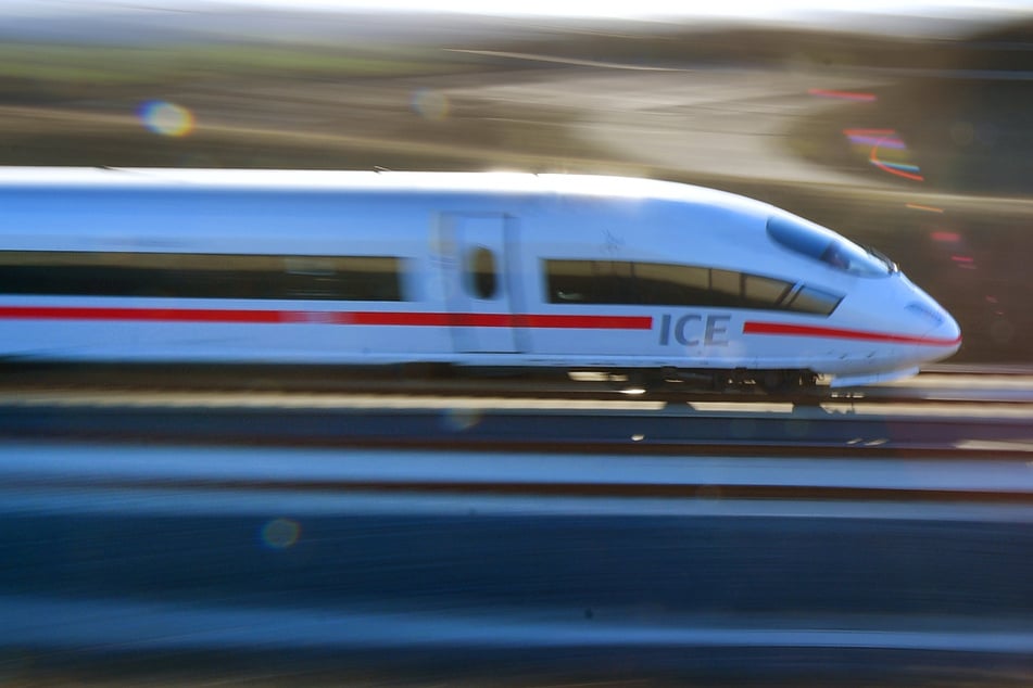 Ausfälle und Verspätungen: Störung auf ICE-Strecke zwischen Erfurt und Leipzig