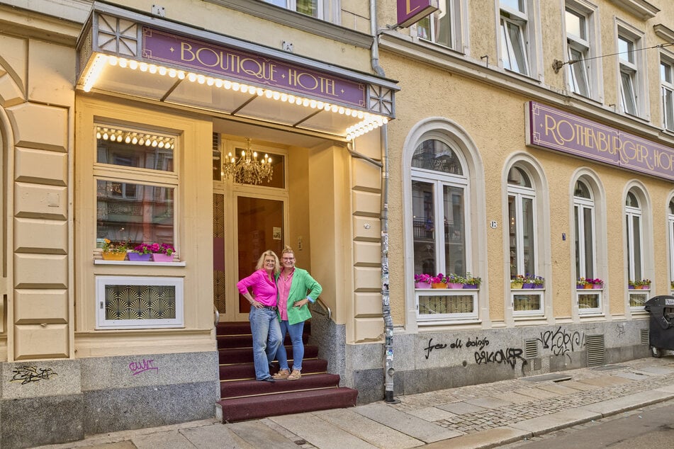 Im Boutique Hotel "Rothenburger Hof" laden die Frauen ab Ende Juli ins verrückte Design-Outlet ein.