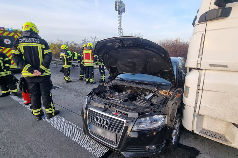 Unfall A9: Lkw-Unfall auf A9: Fahrspur gesperrt