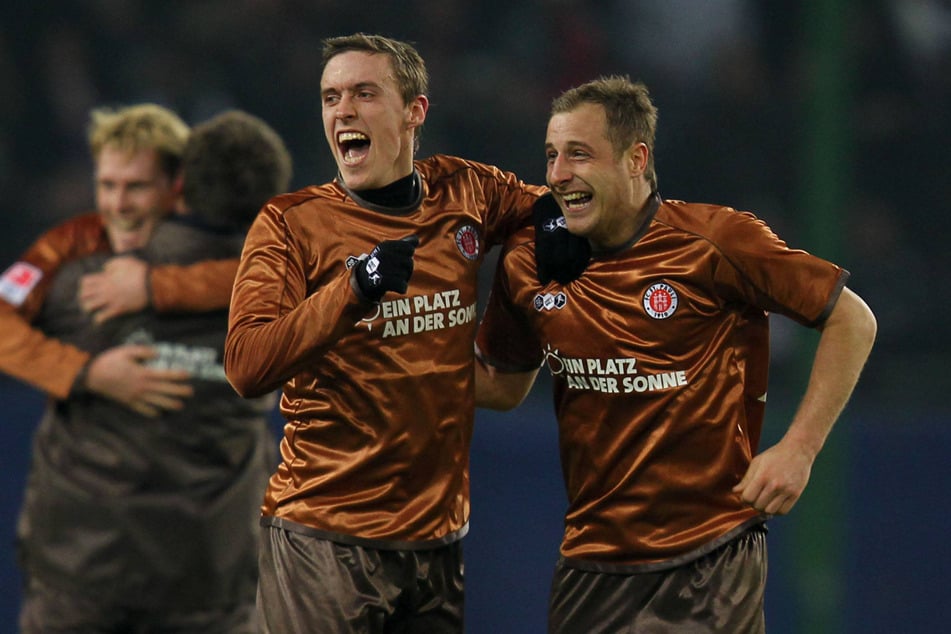 Zu den Derby-Helden 2011 gehören auch Matthias Lehmann (42, r) und Max Kruse (37). Beide nutzten St. Pauli als Sprungbrett.