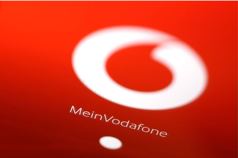 Auf Anfrage kündigte ein Vodafone-Sprecher an, der Großkonzern sei bemüht, die Verbindung zum Internet zügig wieder herzustellen.