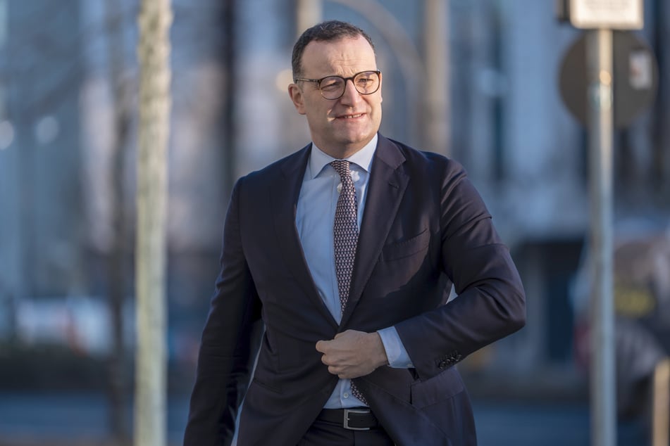 Unionsfraktionschef Jens Spahn (45) sieht die Beziehungen zwischen Deutschland und Israel als nicht belastet an.