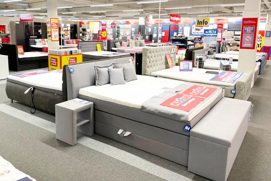 Mit den Spar-Aktion bei ROLLER muss für das neue Bett nicht viel Geld ausgegeben werden!