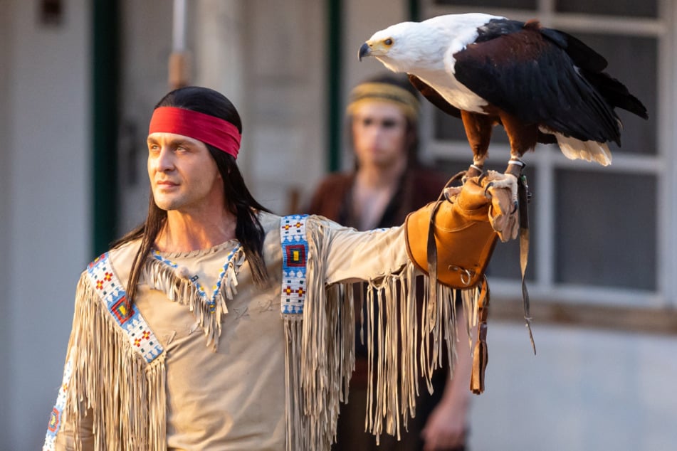 Alexander Klaws (42) spielt im neuen Stück "Im Tal des Todes" zum sechsten Mal Apachenhäuptling Winnetou.